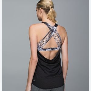Lululemon wild tank black pink 8